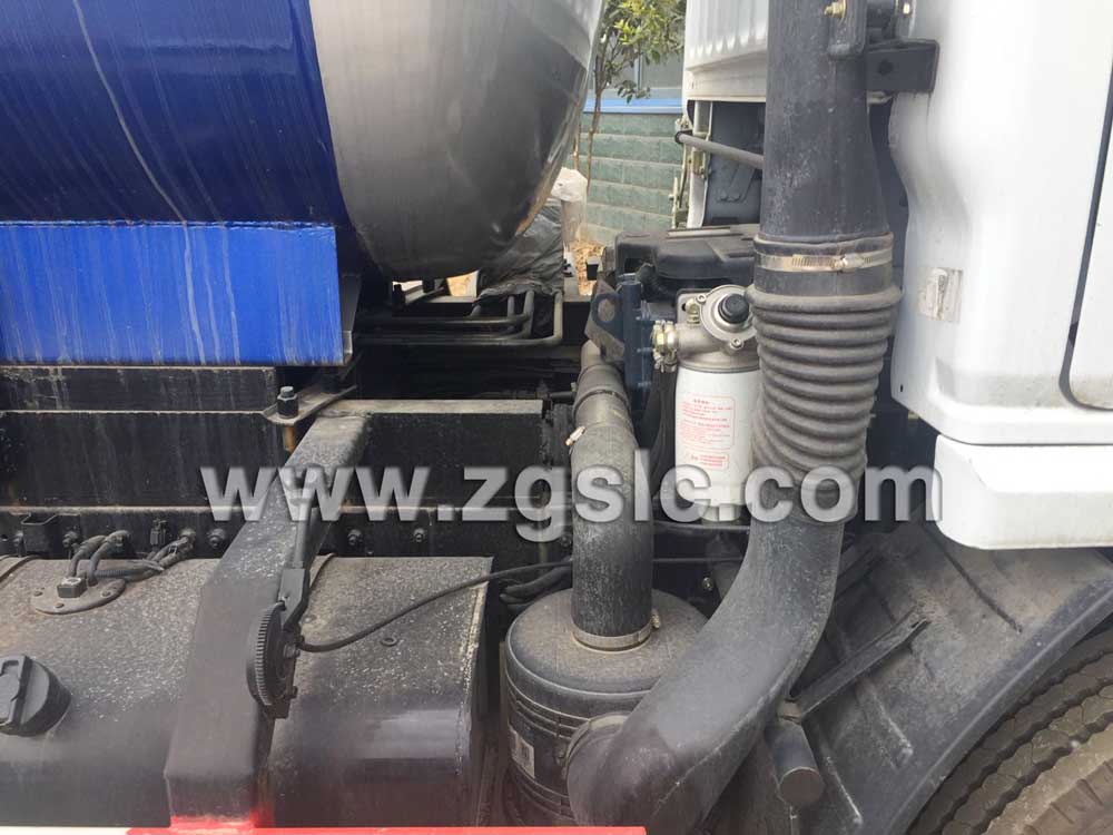 湖北程力福田小卡吸糞車(國五)