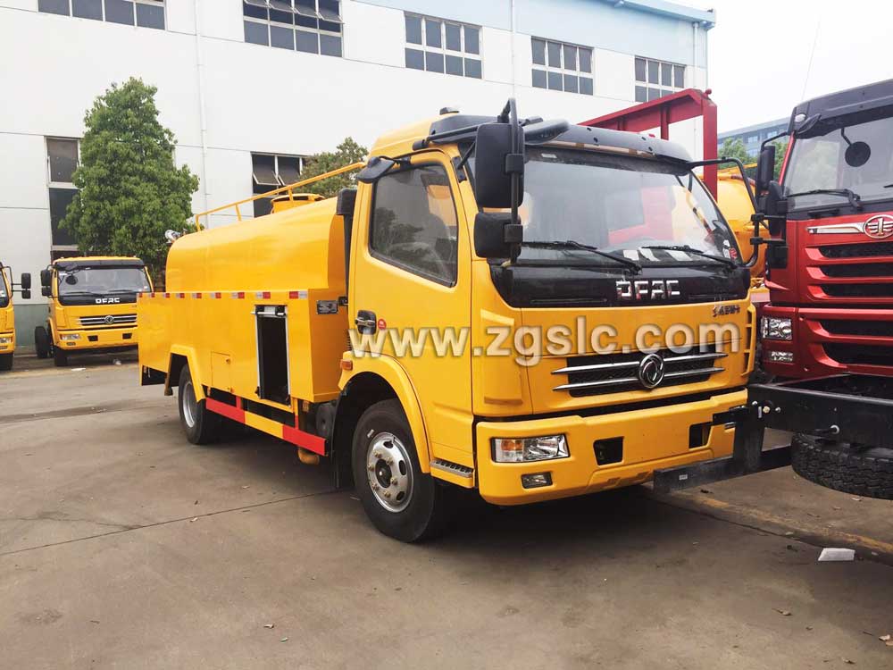 湖北程力東風(fēng)大多利卡高壓清洗車(國(guó)五)