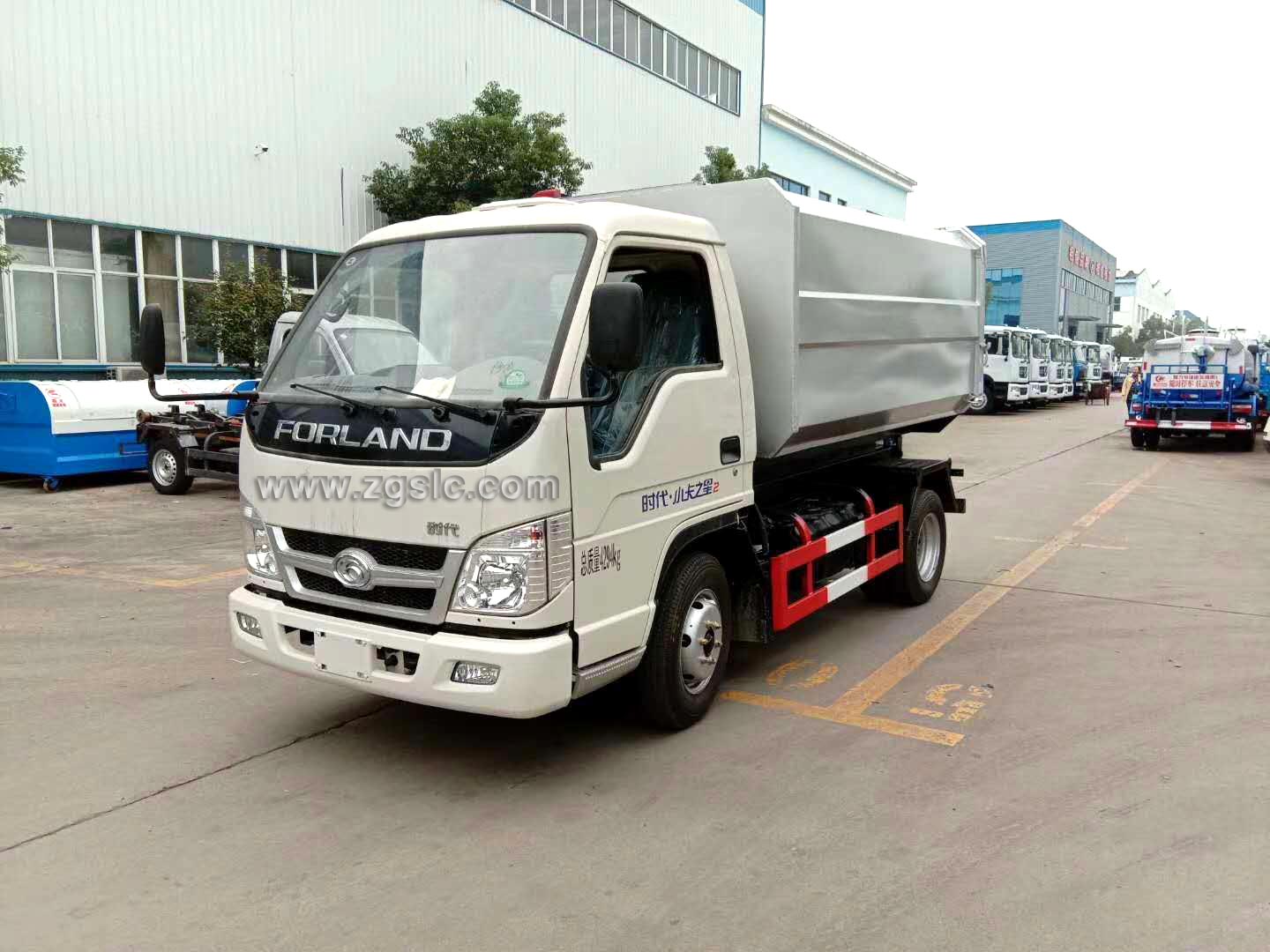 福田3方掛桶垃圾車_小型垃圾車報價