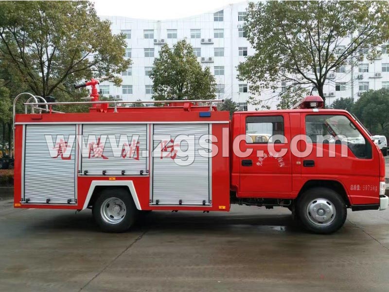 程力集團(tuán)銳鈴2噸泡沫消防車(國五)