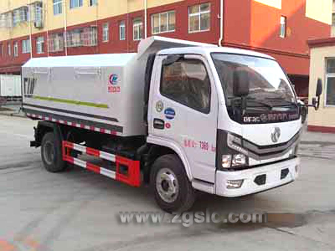 東風(fēng)小多利卡密封式垃圾車（國六）