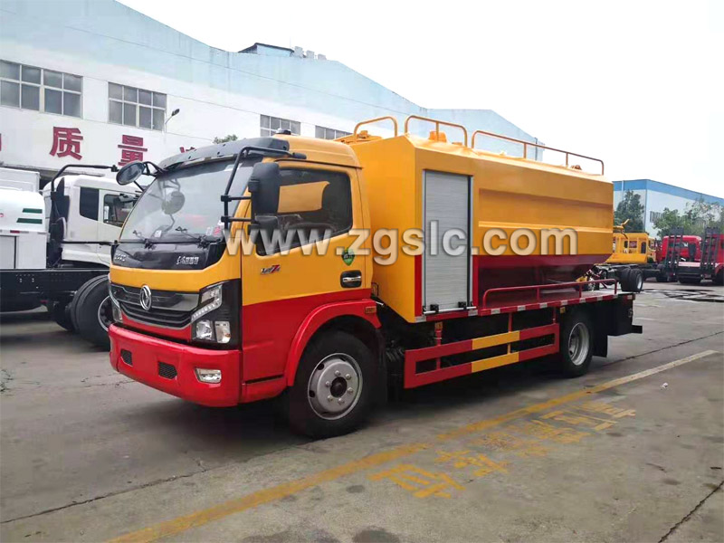 （國六）東風大多利卡清洗吸污車