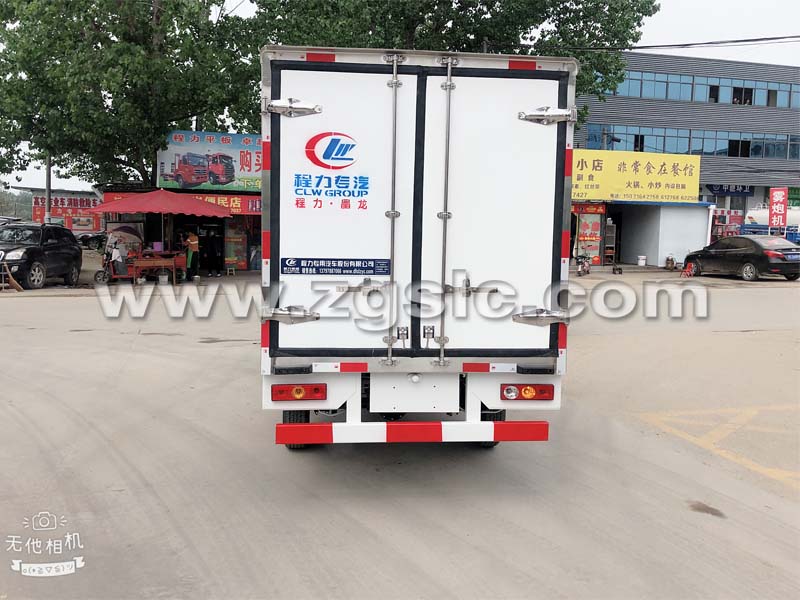 程力集團(tuán)祥菱冷藏車.jpg