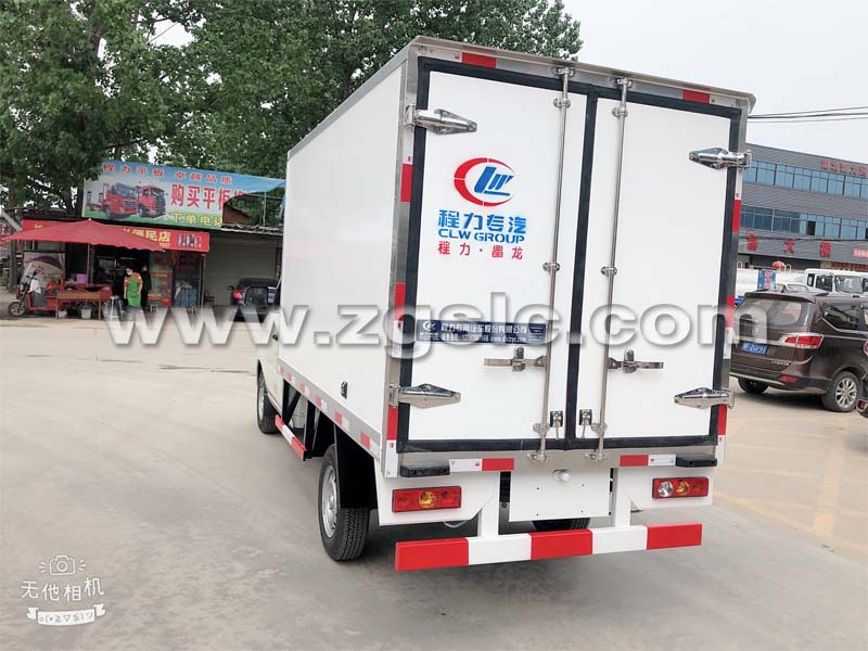程力集團(tuán)祥菱冷藏車.jpg